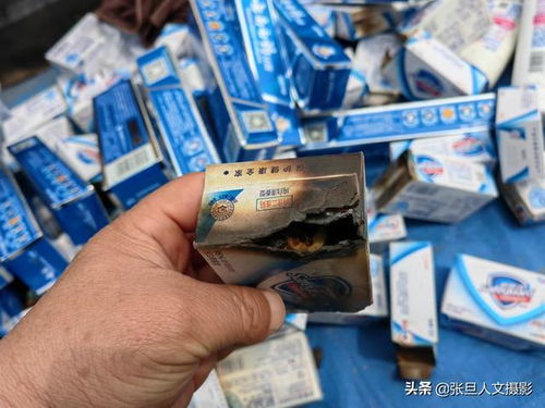 地攤賣被燒過的日用品走紅，這背后藏著怎樣的營銷智慧？